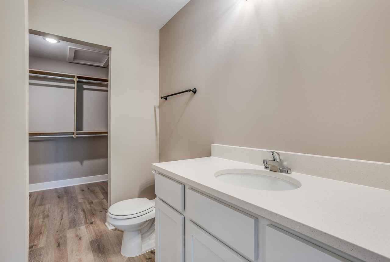 6839 W Kollmeyer St - Photo 7 of 13