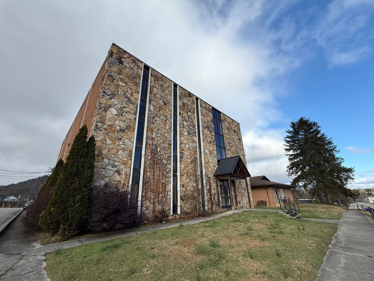 3 and 2 - Photo 2 of 50