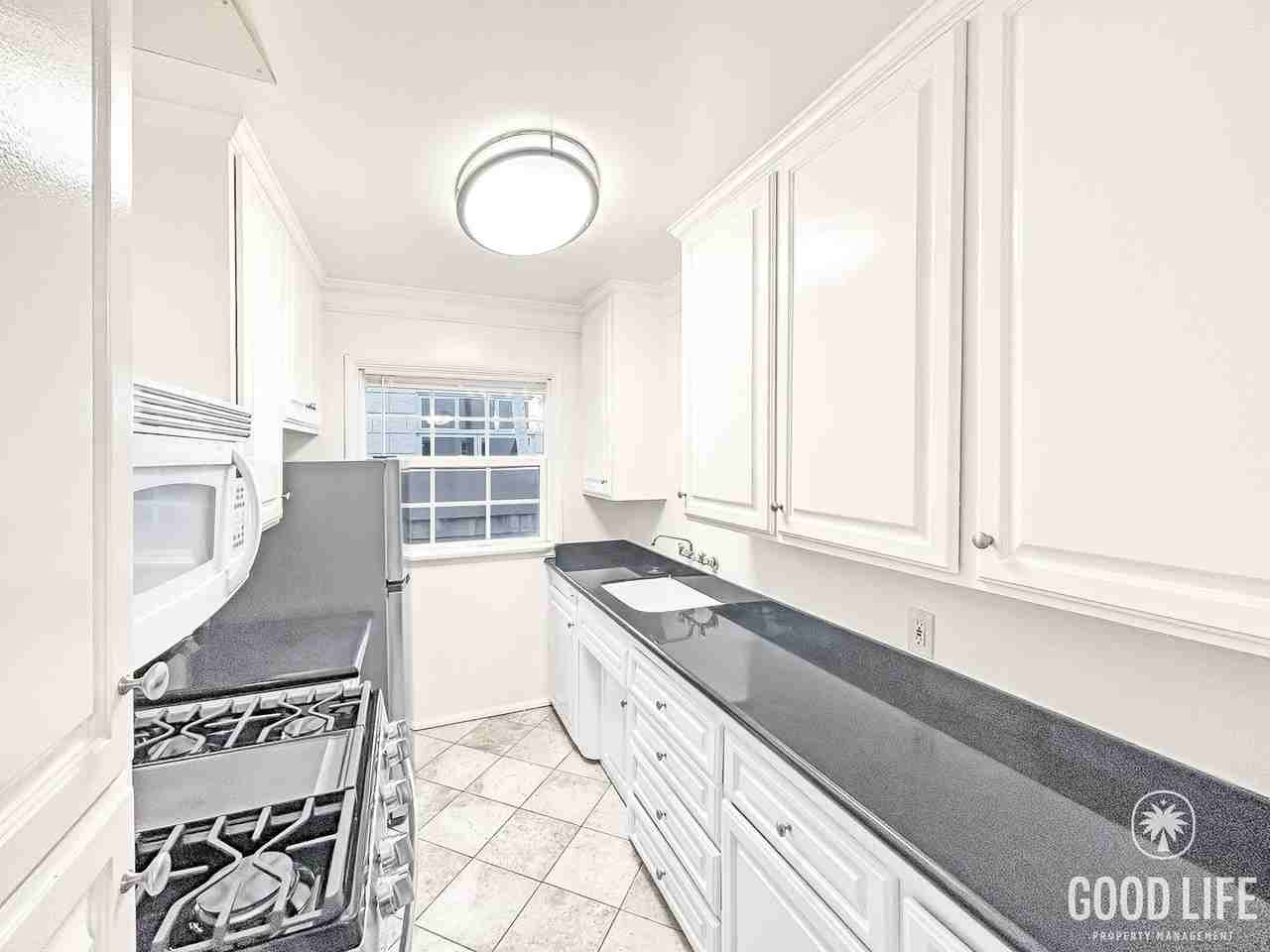 3030 6th Avenue #3030 - Photo 4 of 14