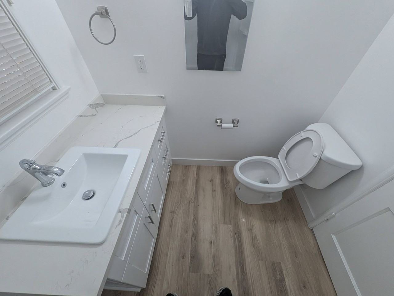 1598 S Reservoir St - Photo 5 of 13