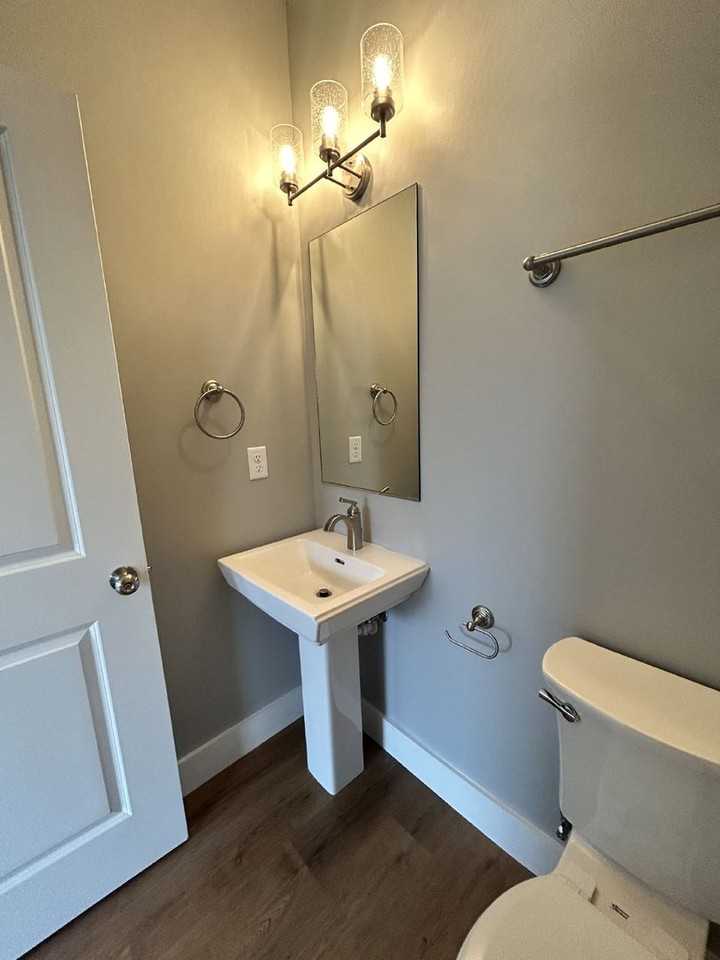 1671 Adams Street - Photo 5 of 23