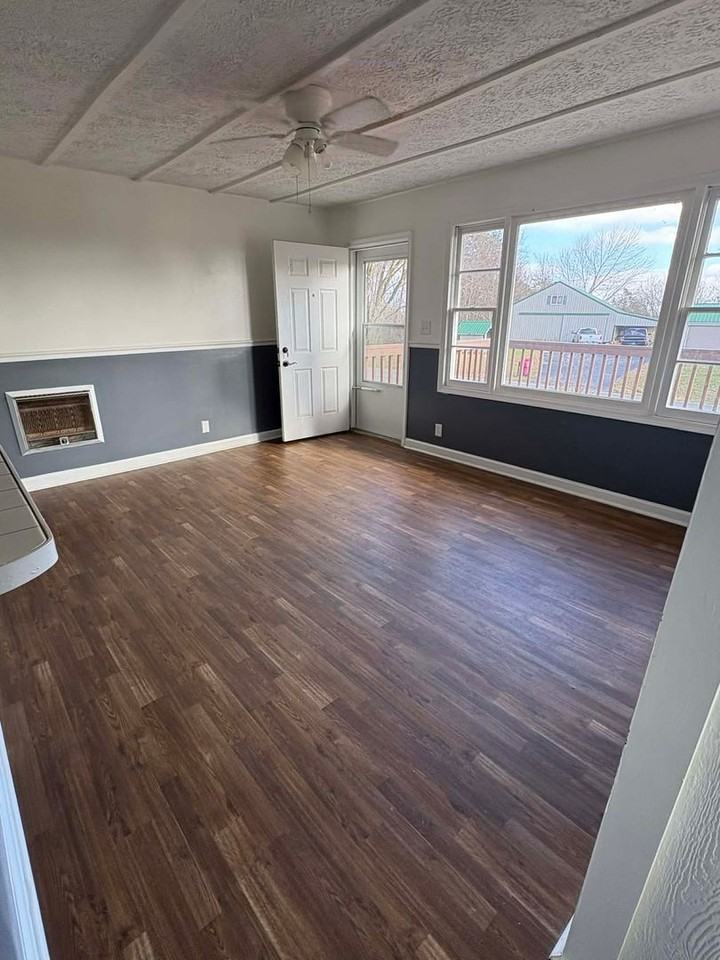 7758 Celina Rd - Photo 2 of 10