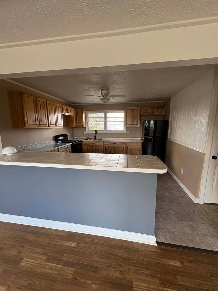 7758 Celina Rd - Photo 4 of 10