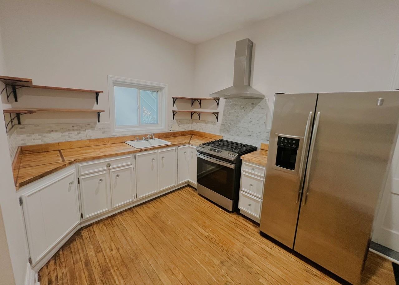 105 East Housatonic Street