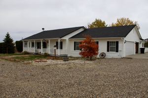 featured image of 650 Eastlake Drive