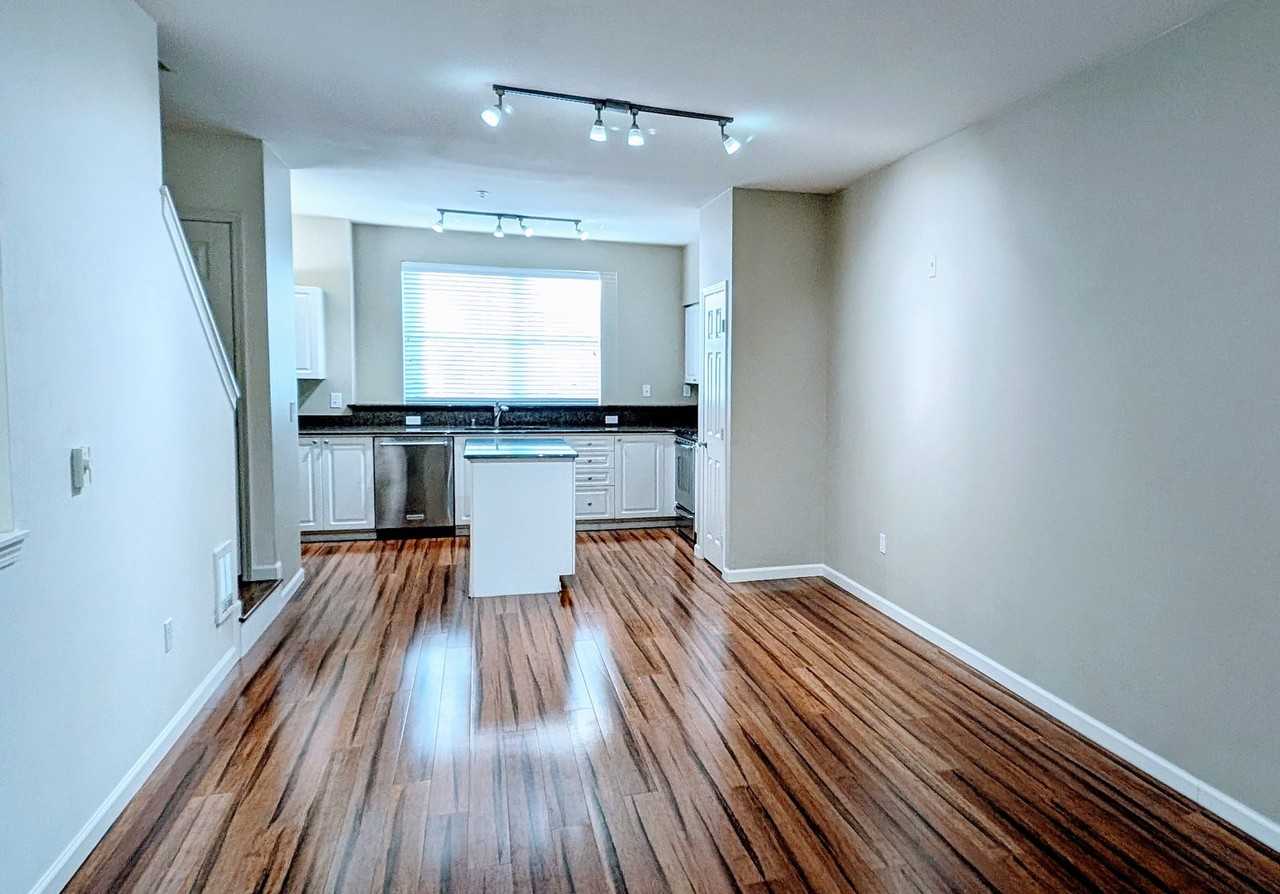 3116 164th St Sw #607 - Photo 4 of 18