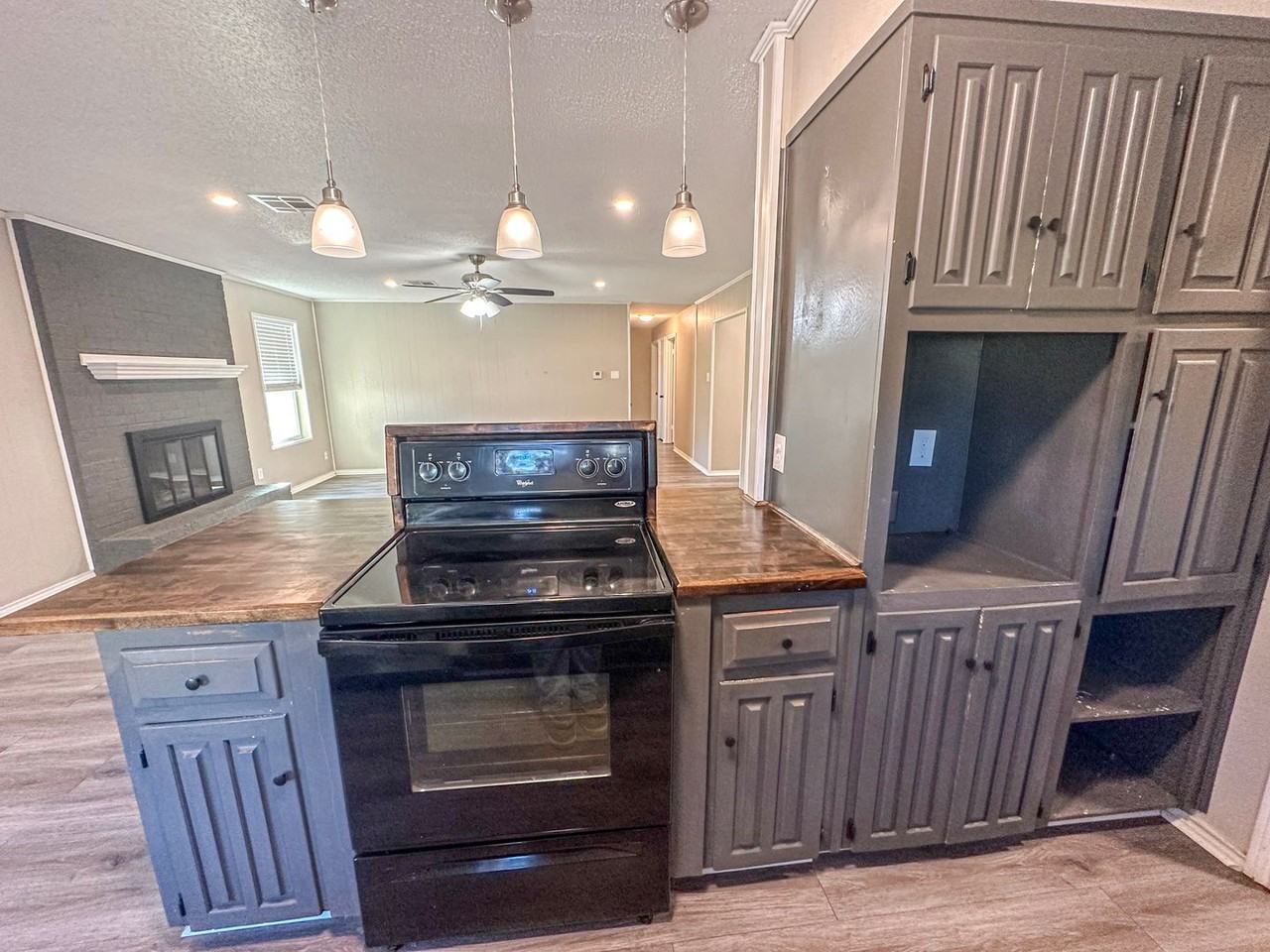 712 W Warren St - Photo 7 of 20