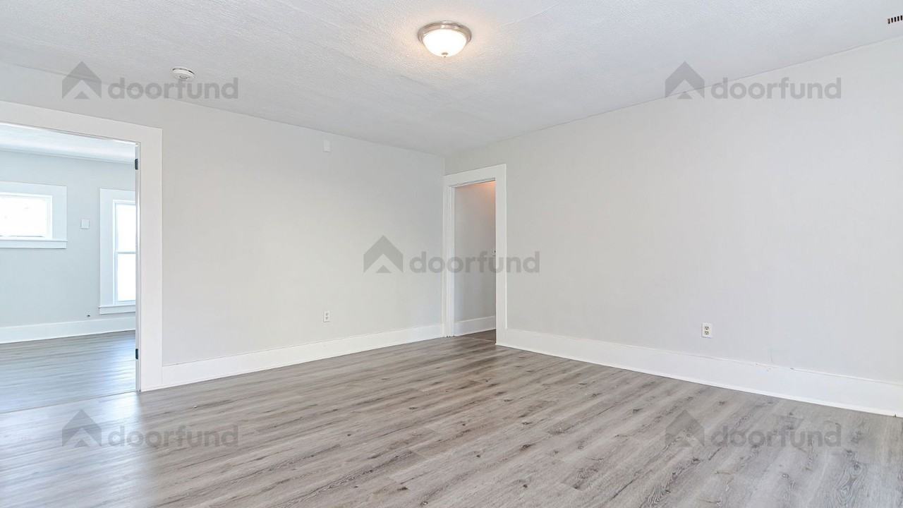 11 Pleasant St #7 - Photo 2 of 29