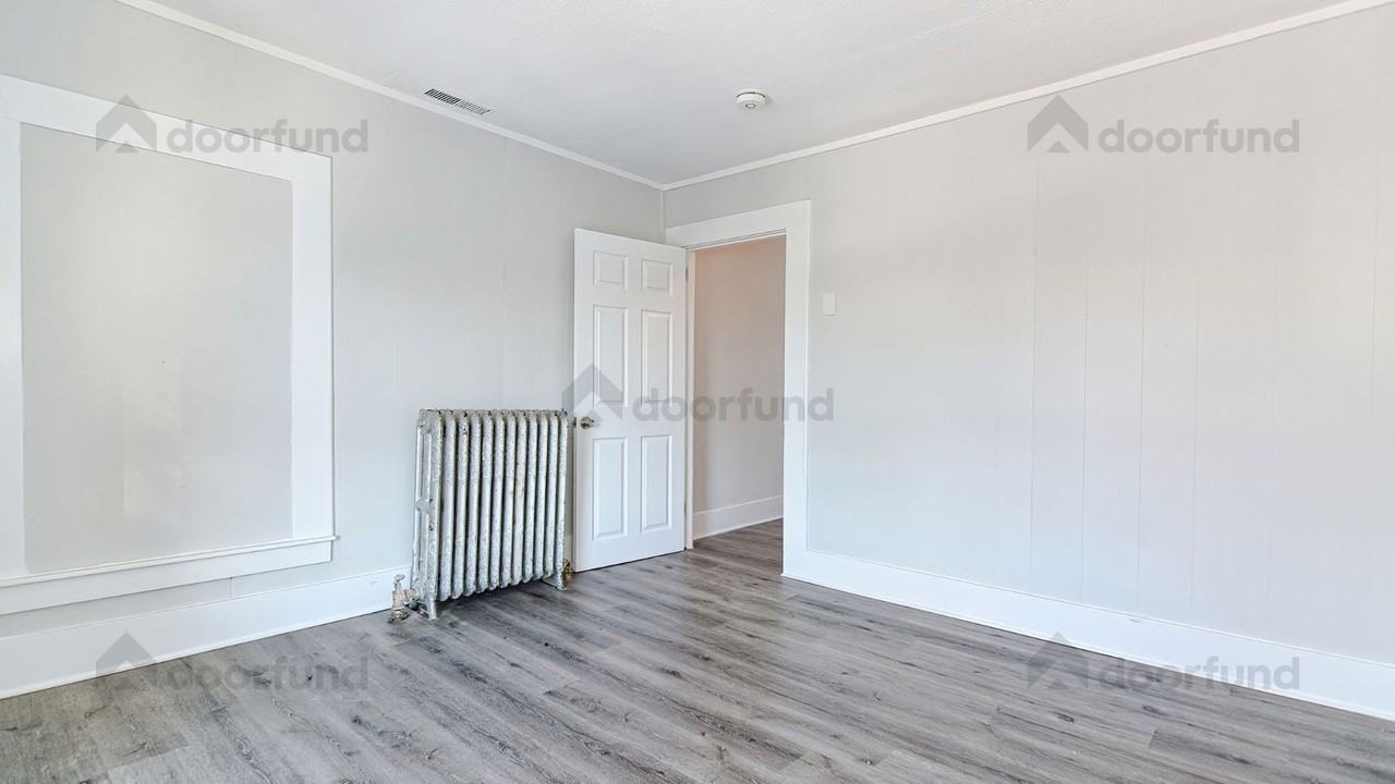 11 Pleasant St #7 - Photo 3 of 29