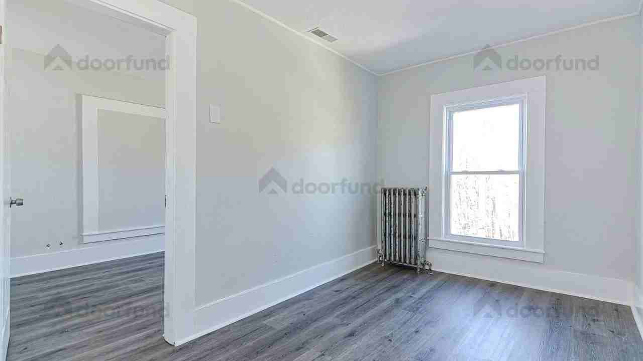 11 Pleasant St #7 - Photo 6 of 29