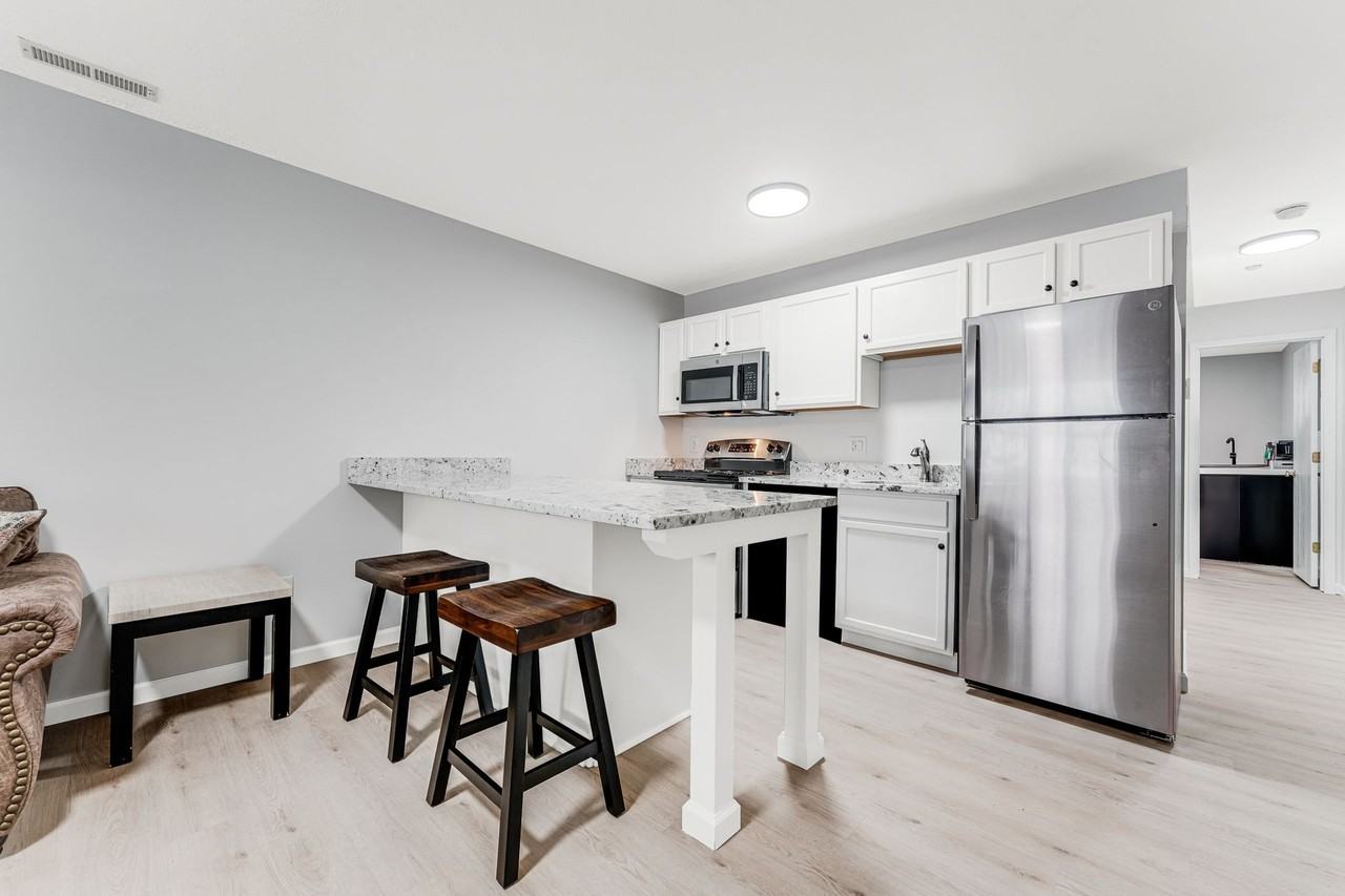 Avalon Apartments - Photo 2 of 41