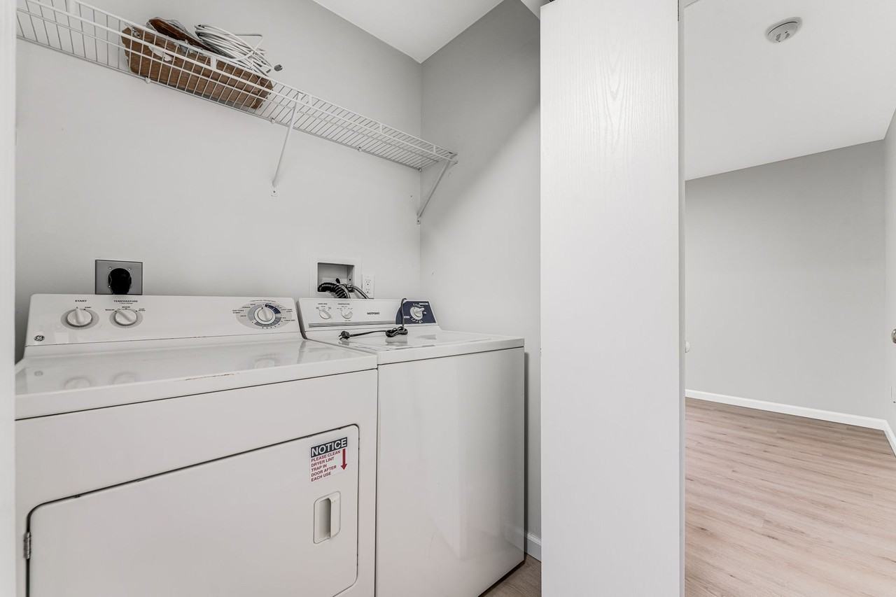 Avalon Apartments - Photo 7 of 41