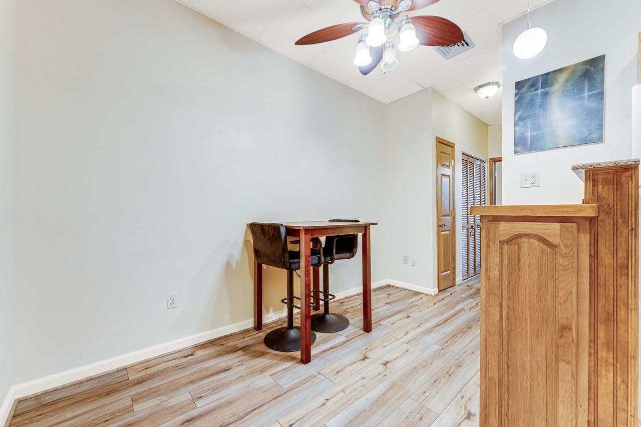 University Lofts - Photo 4 of 39