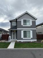 featured image of 1337 Northeast Barney Street