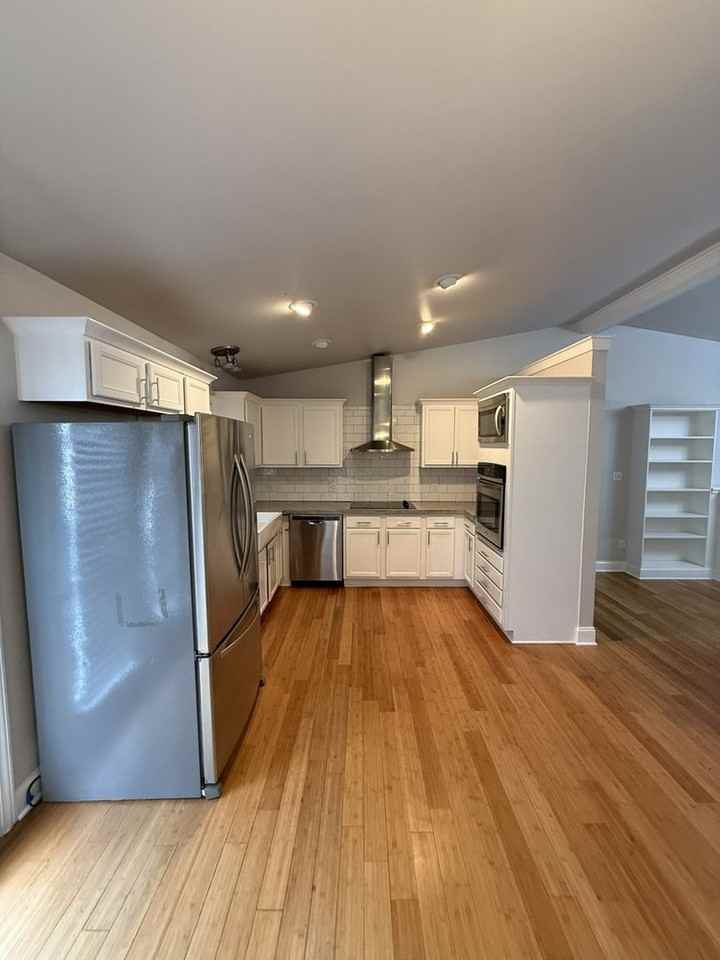 543 Becks Church Rd - Photo 2 of 19