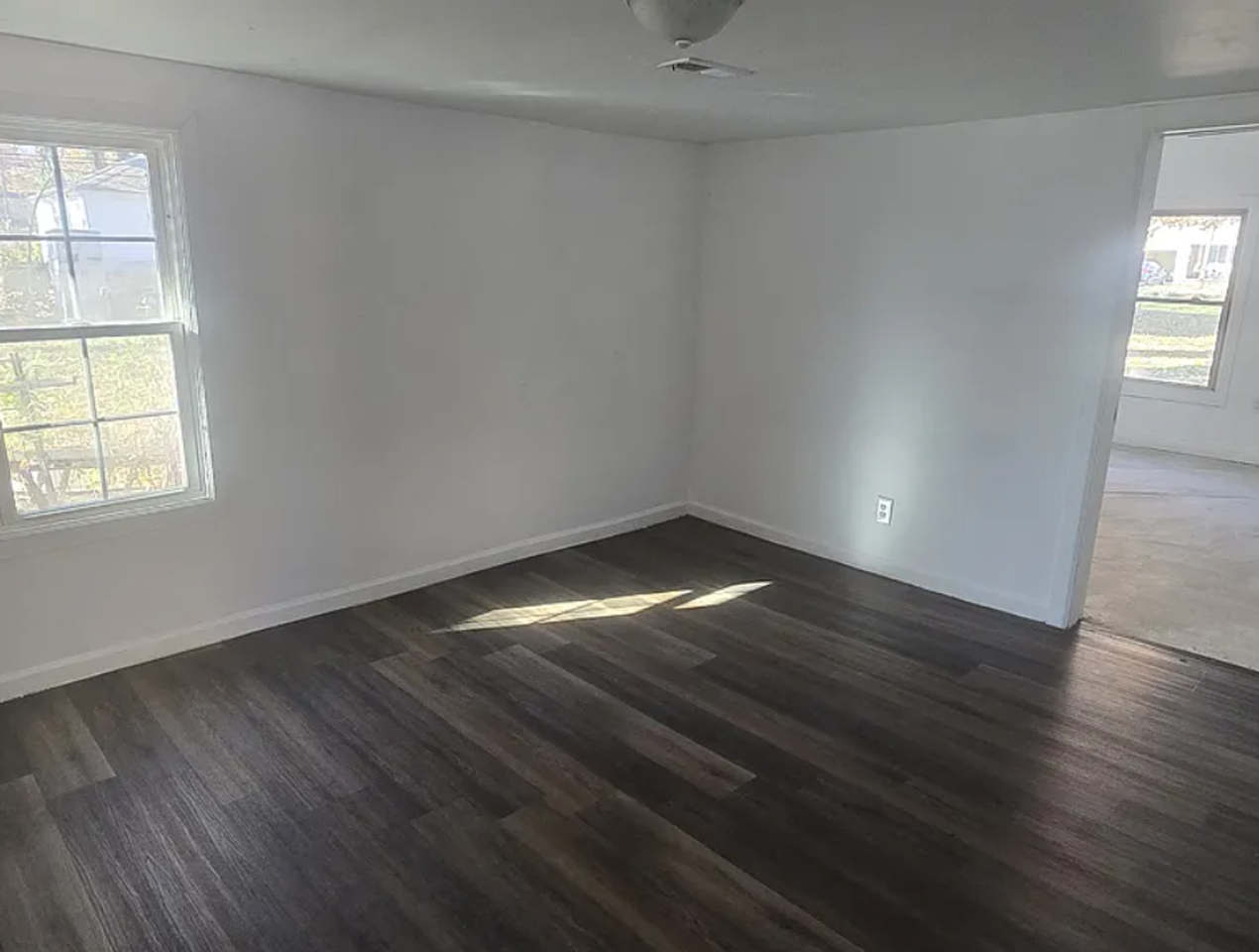 1834 E Monroe St - Photo 7 of 16