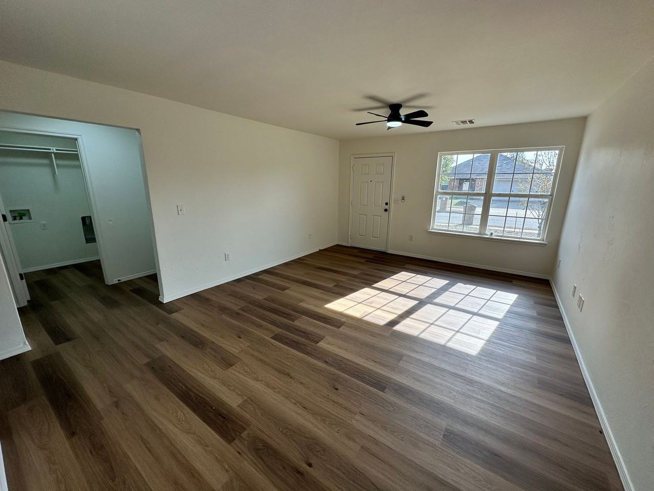 4613 Se 78th St - Photo 5 of 31