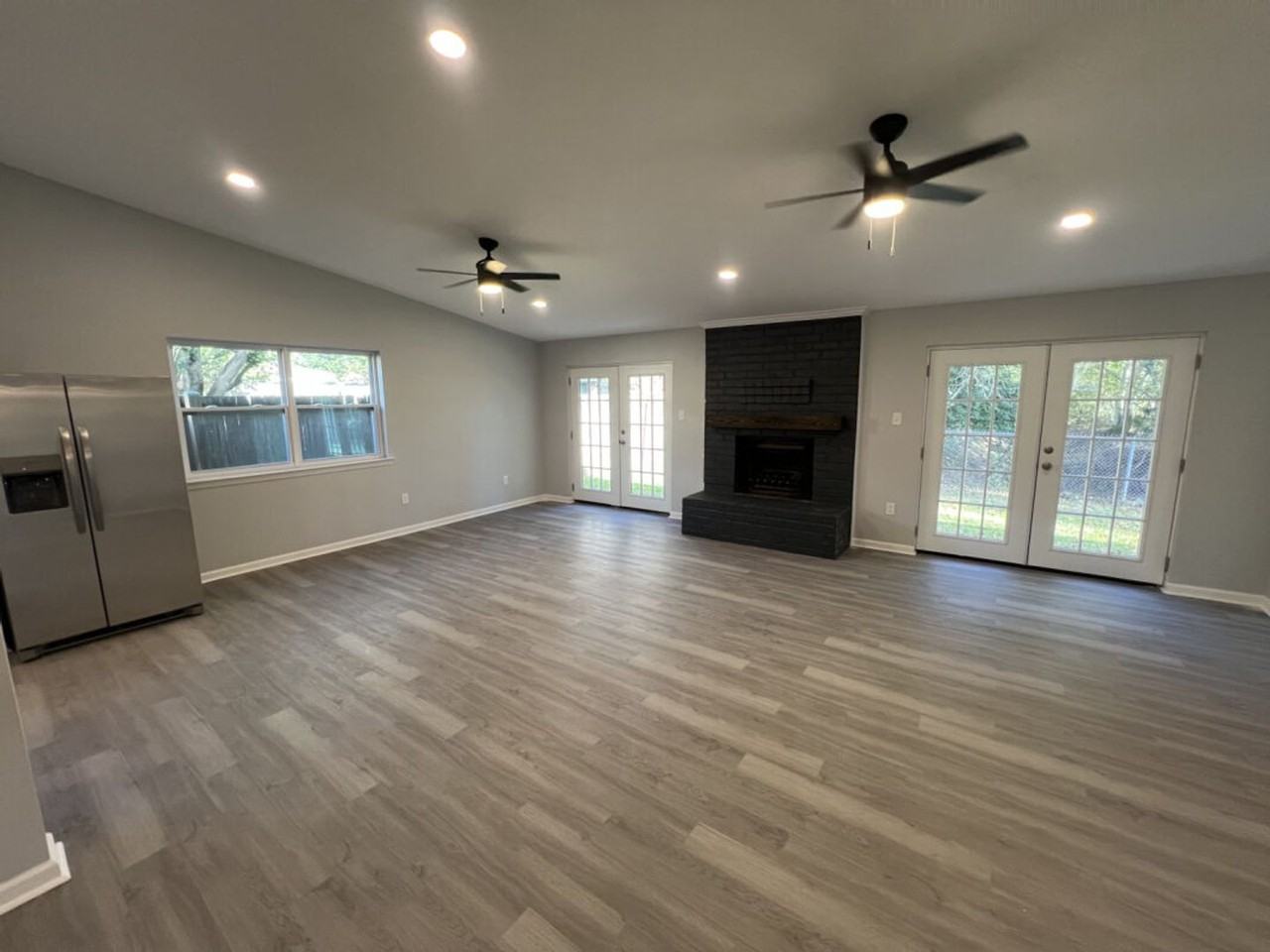8803 Orleans Dr - Photo 7 of 30