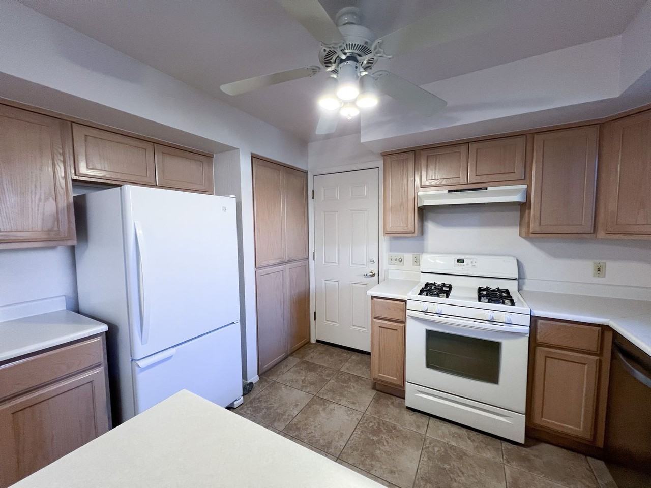 503 S Sawmill Gardens Dr - Photo 6 of 19