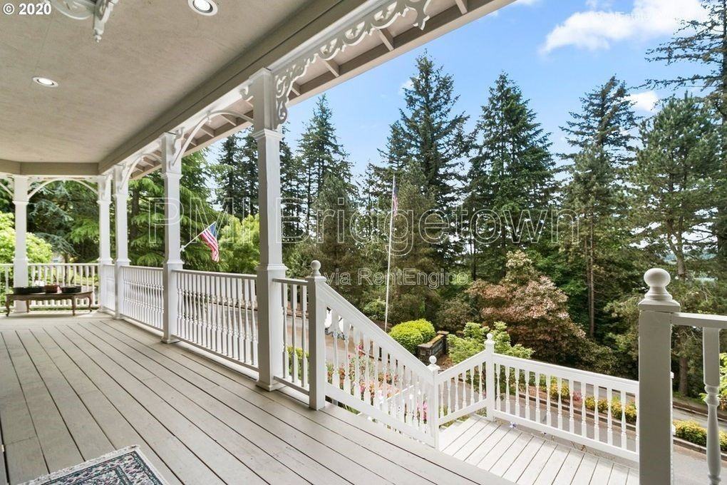 12805 Se Spring Mountain Dr - Photo 4 of 31