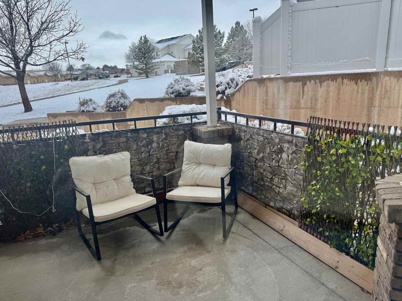 950 52nd Avenue Court - Photo 5 of 8