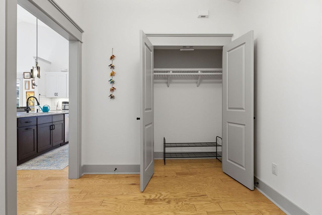 46 Cozy Cottage Way - Photo 4 of 37