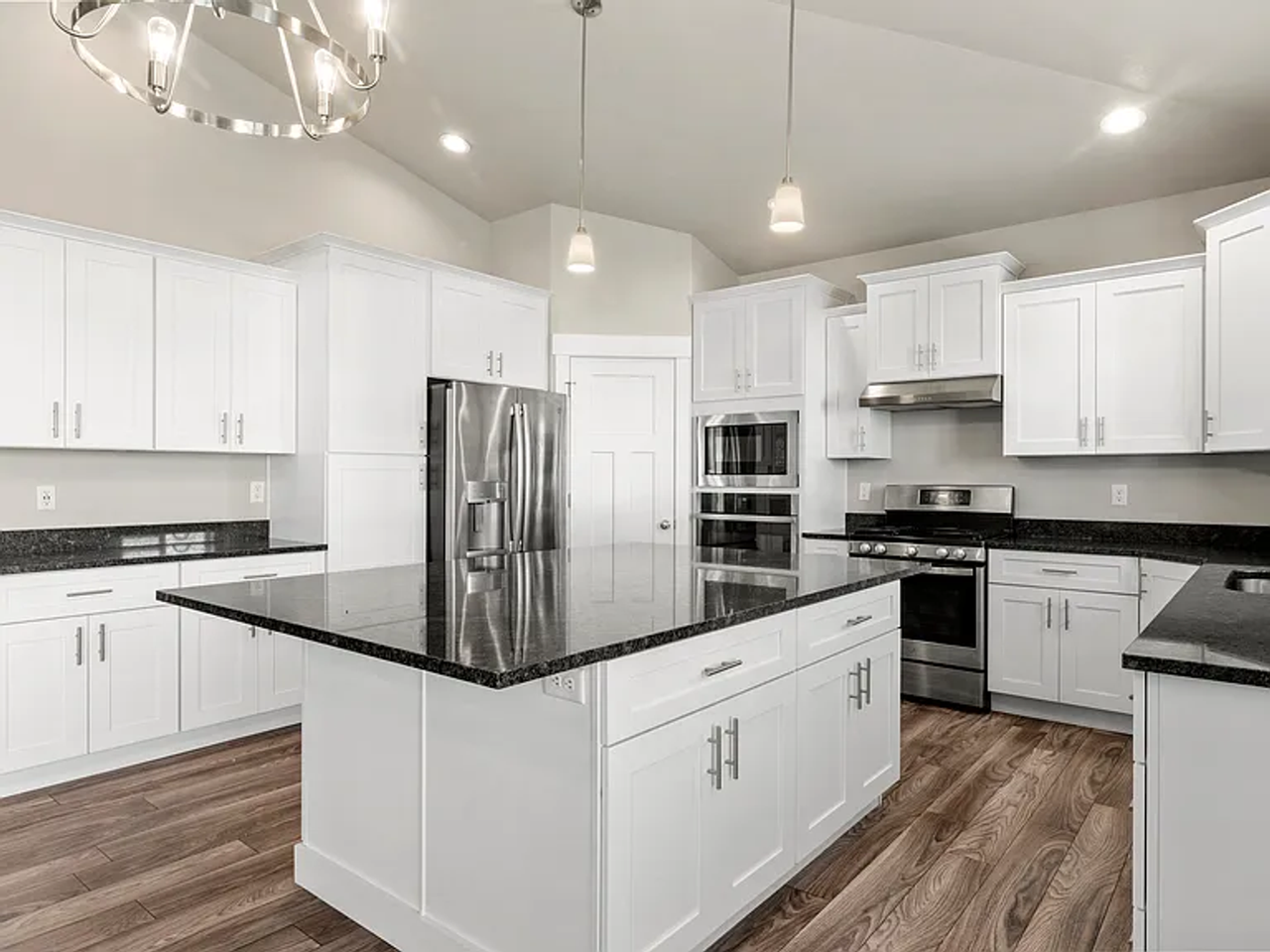 821 S 7100 W - Photo 2 of 29