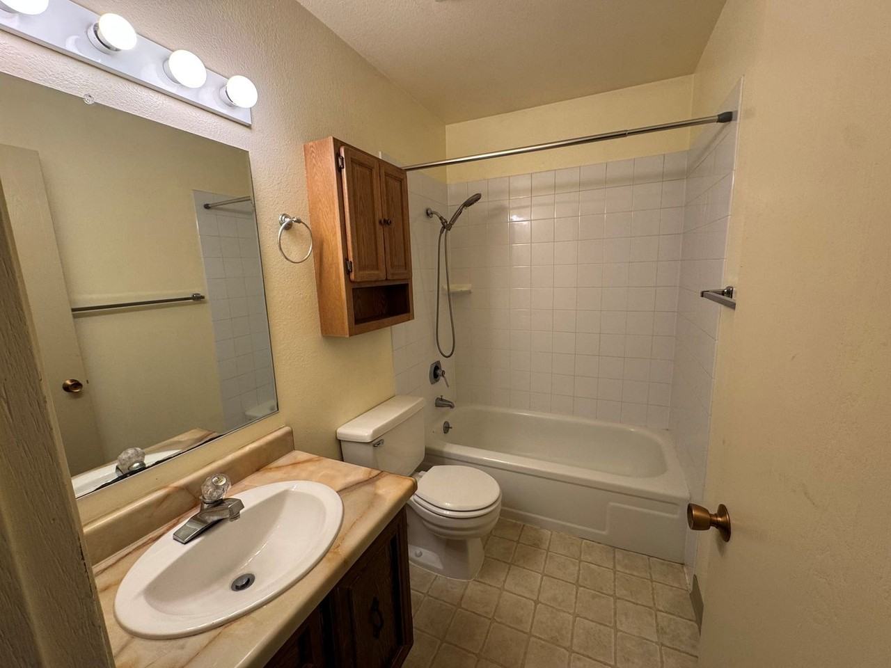 1531 Eagle Street - Photo 7 of 10