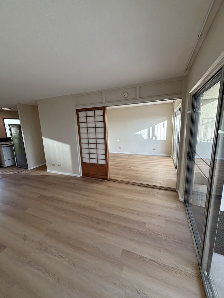 625 Iolani Ave #703 - Photo 2 of 7