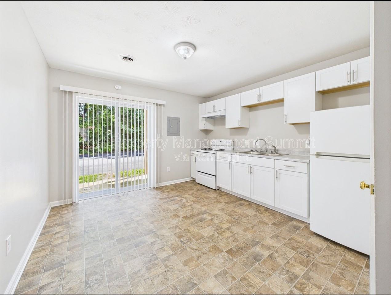 710 Charles St #17 - Photo 2 of 17