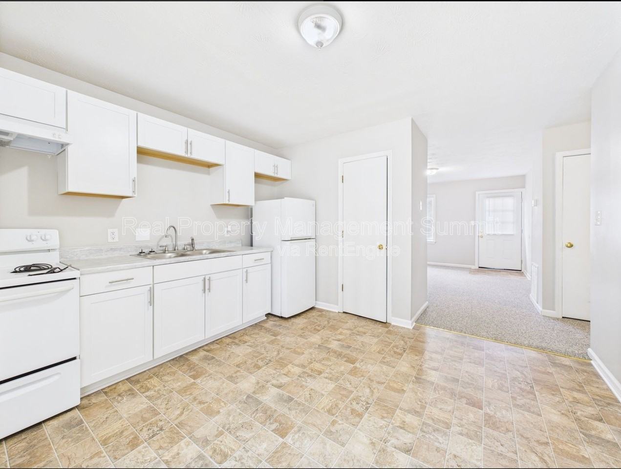 710 Charles St #17 - Photo 4 of 17