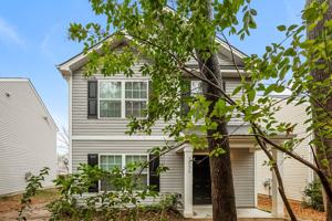 featured image of 3836 Glory St