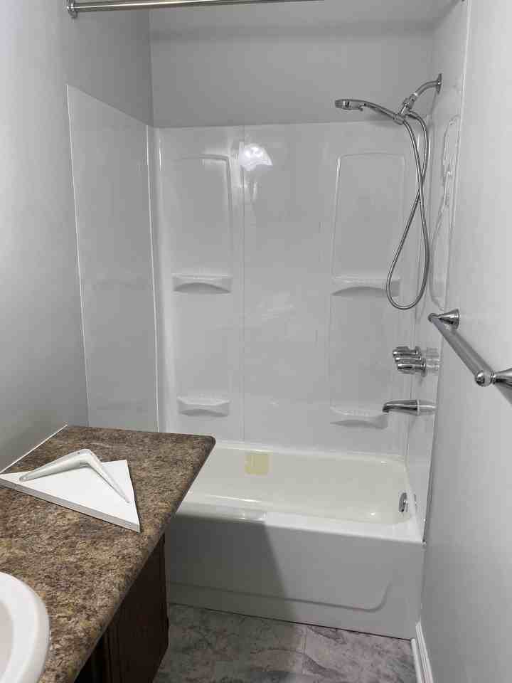 1328 Sinclair St #2 - Photo 4 of 7