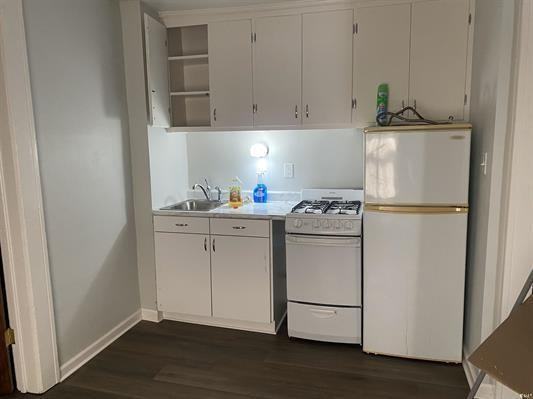 1328 Sinclair St #2 - Photo 3 of 7