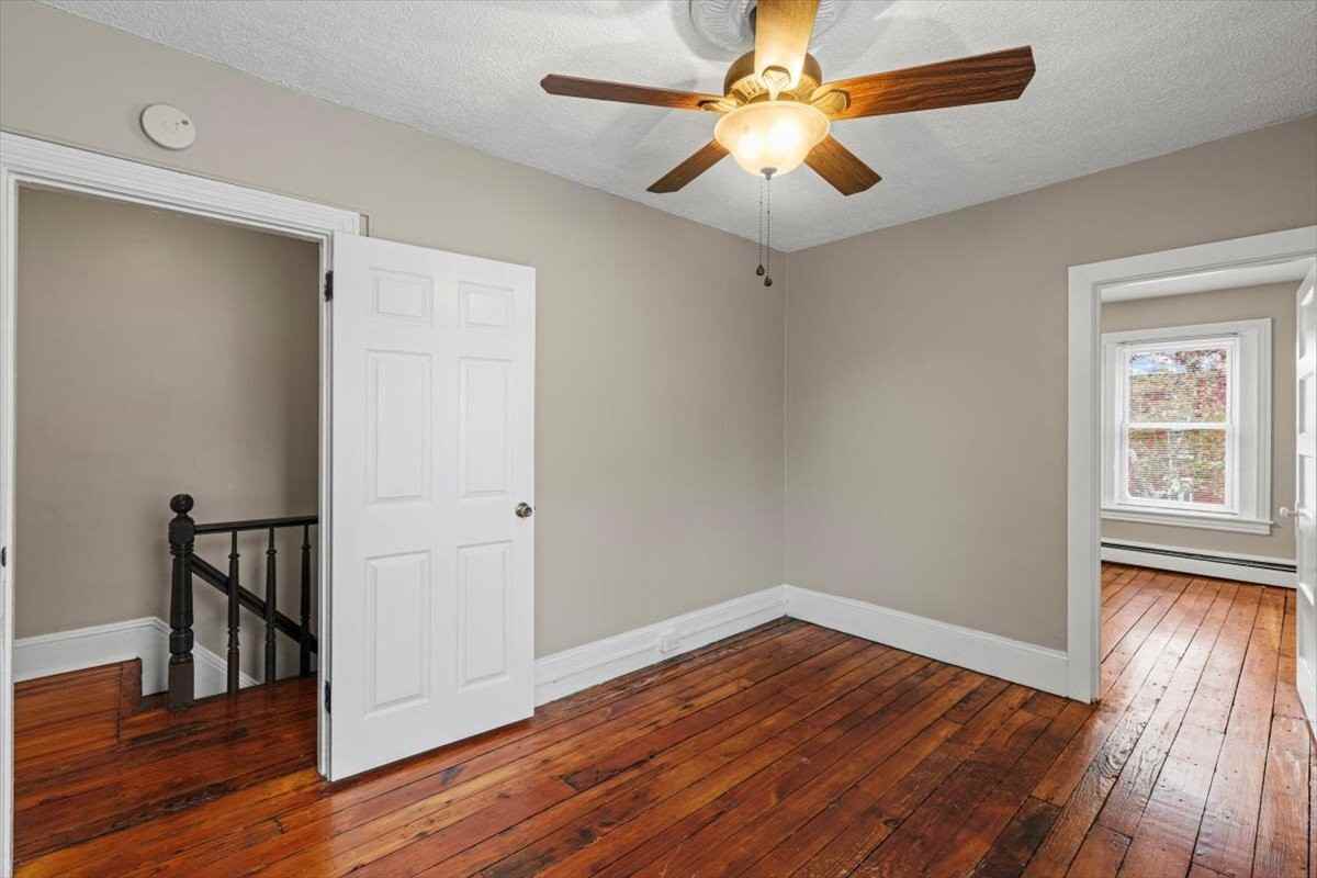 329 E Union St #3 - Photo 5 of 22