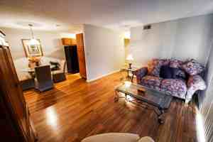 featured image of 2728 Commonwealth Avenue