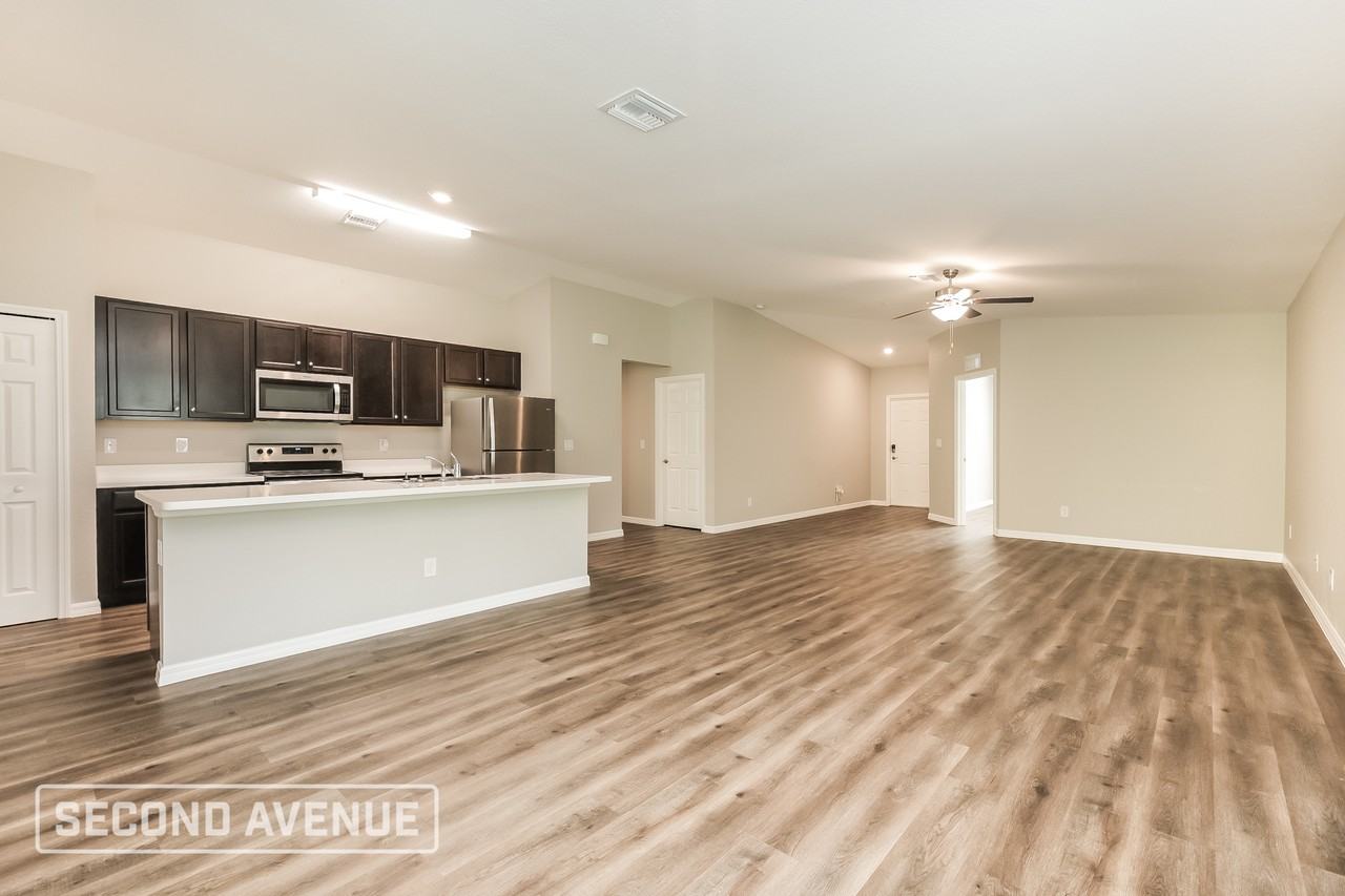 494 Hoffer St - Photo 5 of 27