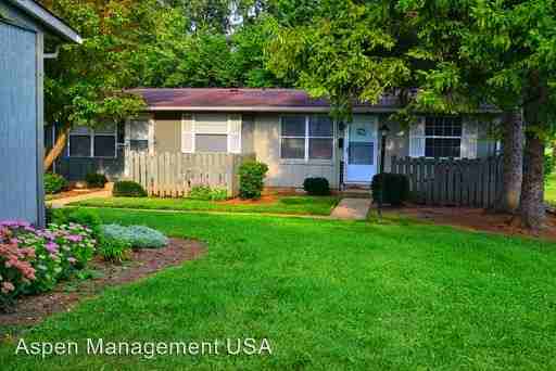 Ivy Court 311 N Jefferson St, 7D - Photo 3 of 3