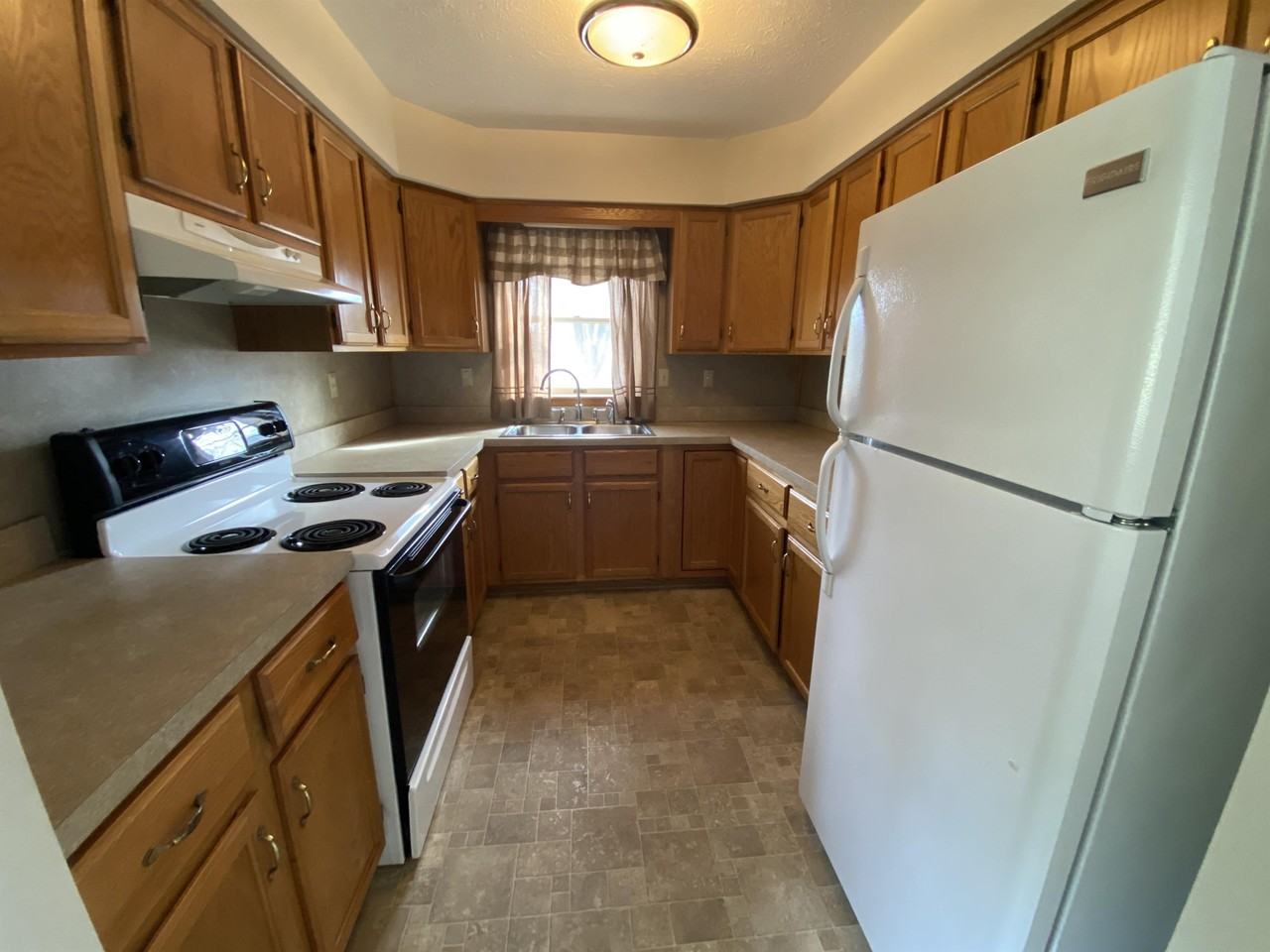 408A Overlook Dr - Photo 6 of 15