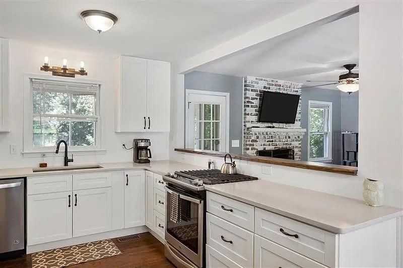 2855 Old Carriage Drive Southwest - Photo 3 of 22