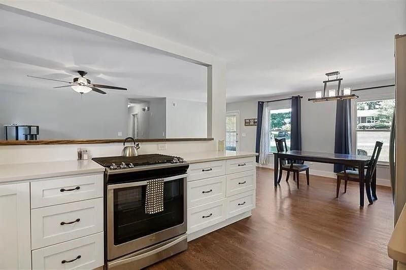 2855 Old Carriage Drive Southwest - Photo 5 of 22