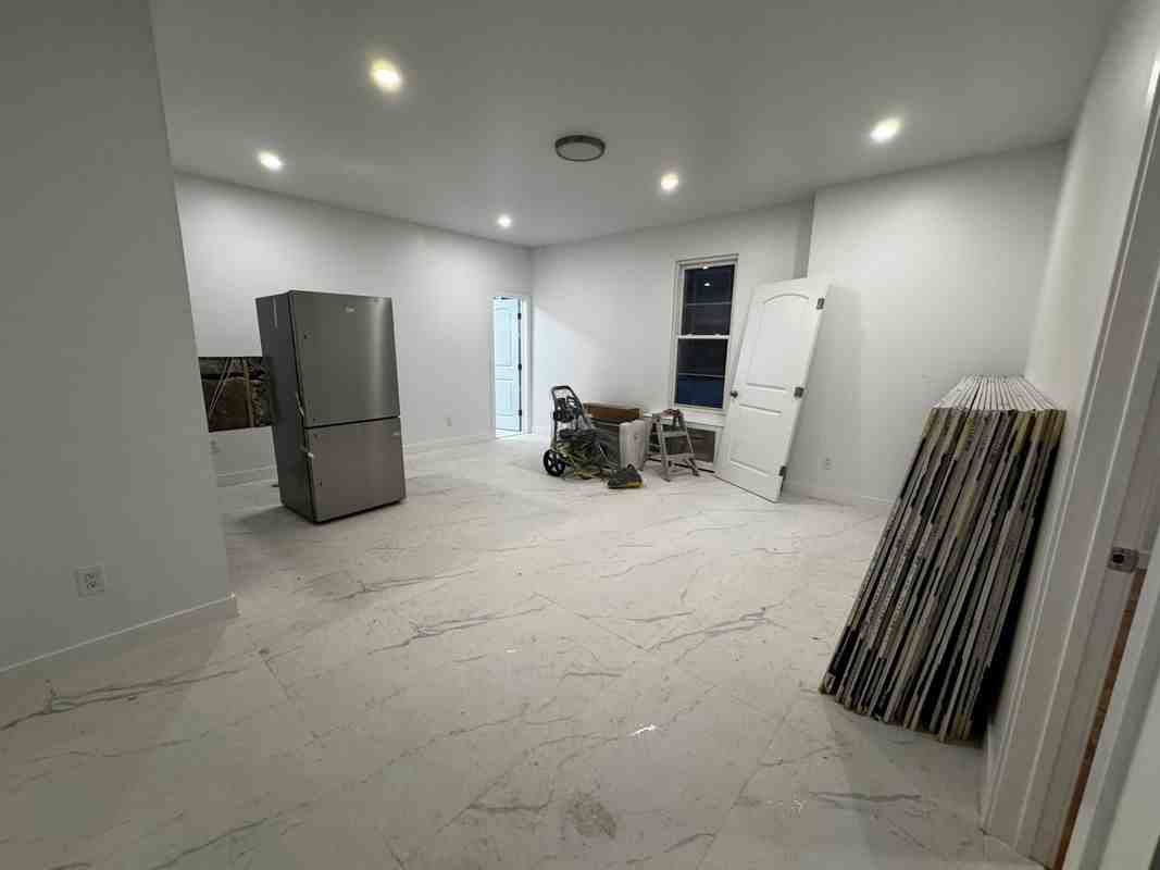 85-38 91st Street ##1f - Photo 2 of 5