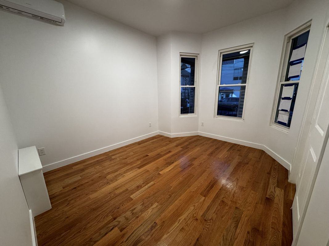 85-38 91st Street ##1f - Photo 3 of 5