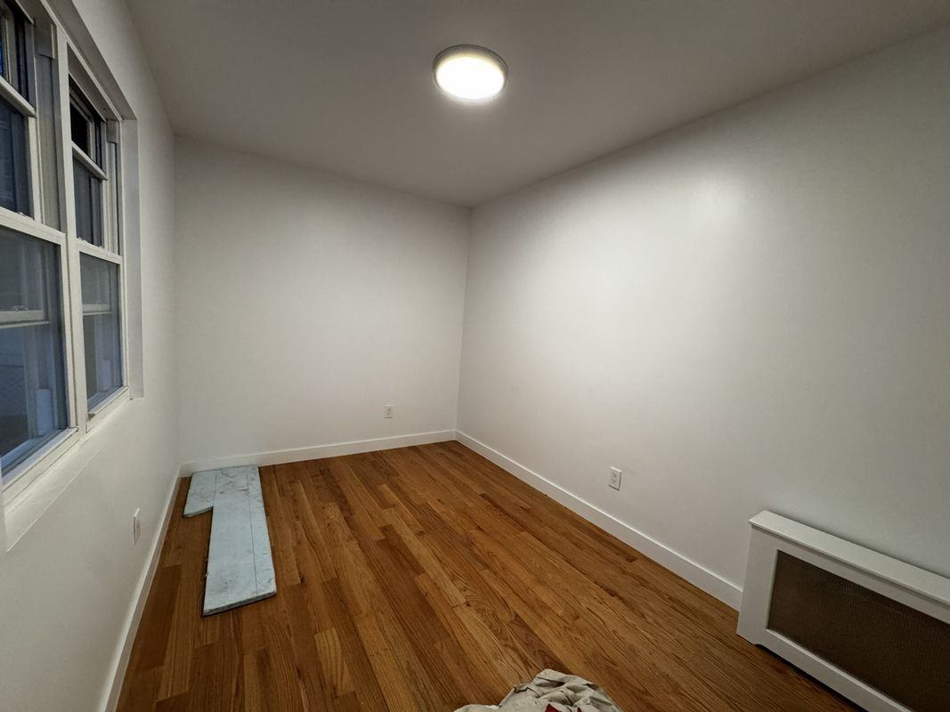 85-38 91st Street ##1r - Photo 4 of 7