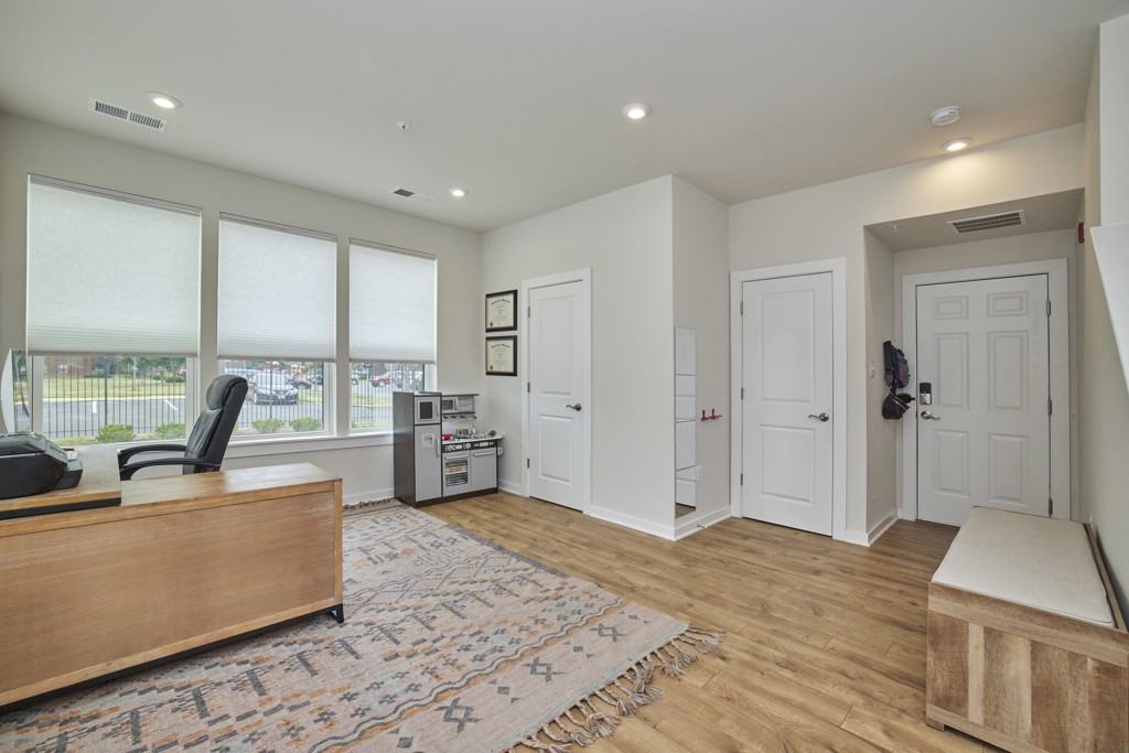 2537 Emerald Branch Dr - Photo 4 of 24