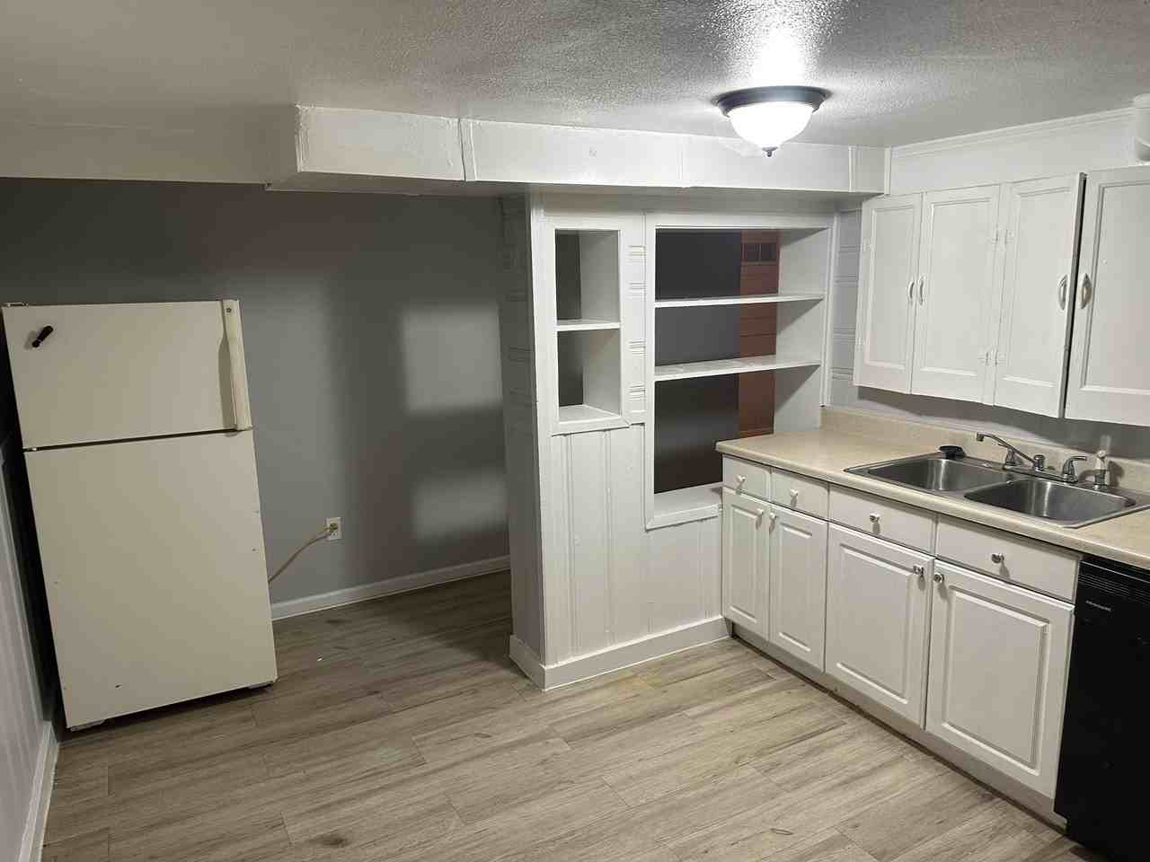 2025 Emporia St #A - Photo 4 of 19