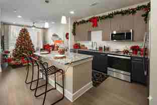 915 Glenwood Apartments at Grant Park - Photo 1 of 1