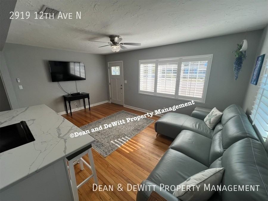 2919 12th Ave N - Photo 6 of 30