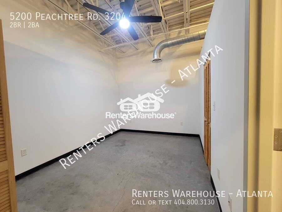 5200 Peachtree Road - Photo 6 of 21