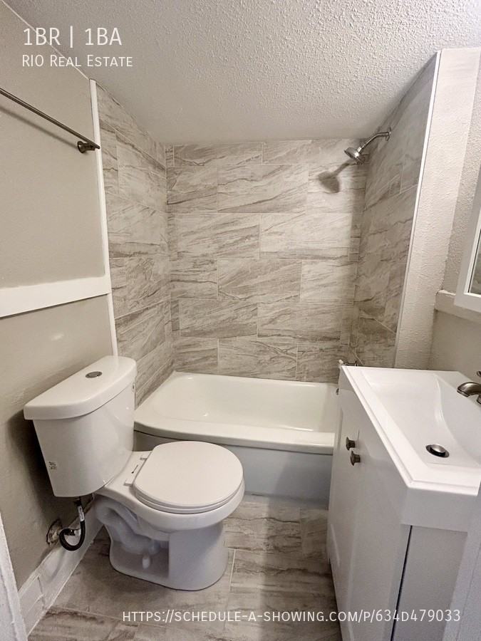 1202 N Corona St #9 - Photo 6 of 7